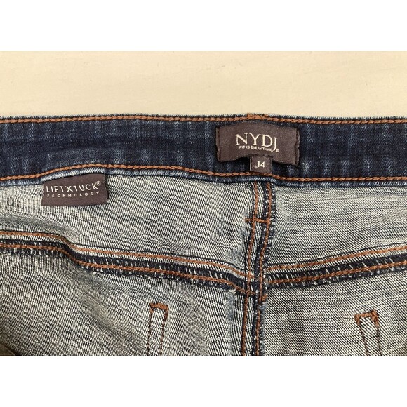 NYDJ Women’s Jeans Size 14 Blue Denim Straight Leg Lift Tuck Slimming Casual - Picture 6 of 11